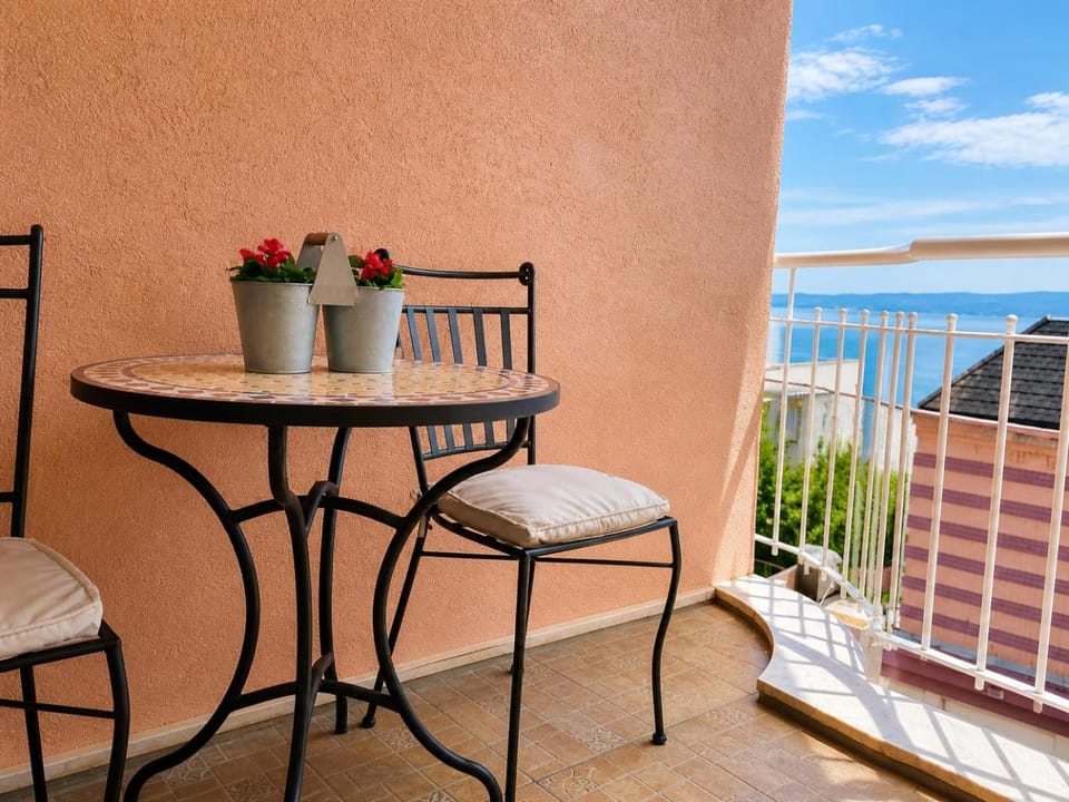 View (from property/room), Balcony/Terrace, Sea view