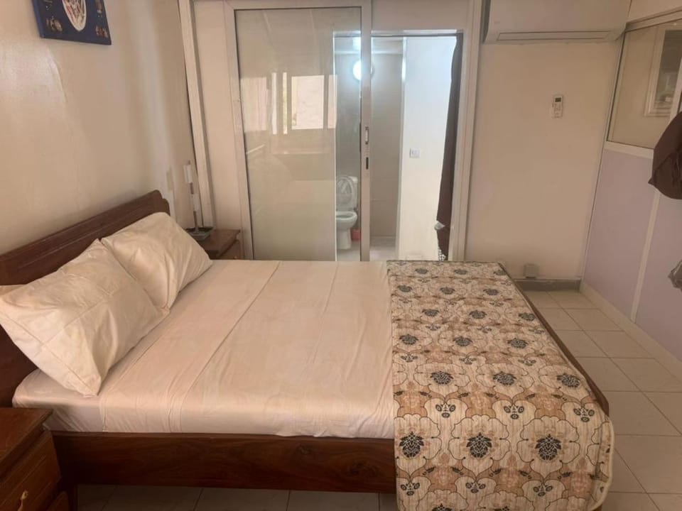 Appartement F2 moderne et tout équipé Apartment in Dakar