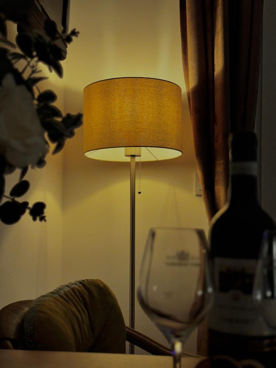 Living room, Decorative detail, Seating area