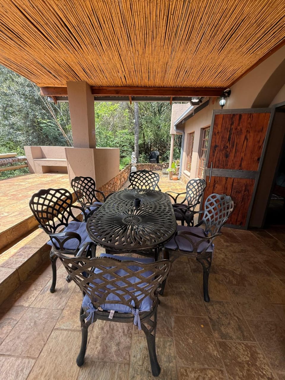 Patio, Day, Balcony/Terrace, Seating area, Dining area