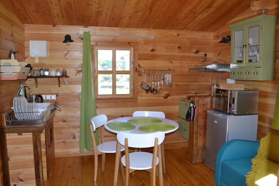 Le Jardin des Pierres Brunes Bed and Breakfast in Auvergne-Rhône-Alpes