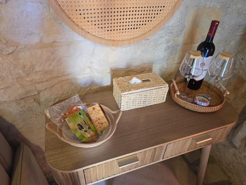 Food and drinks