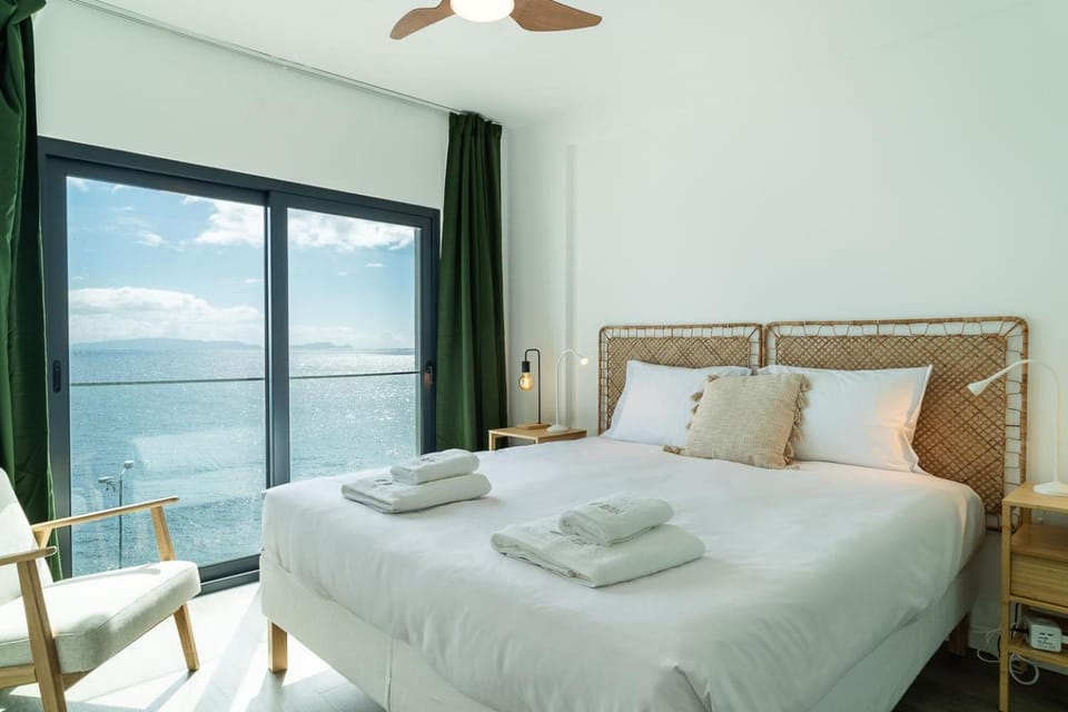 GuestReady - Endless Ocean Views Apartment in Madeira District