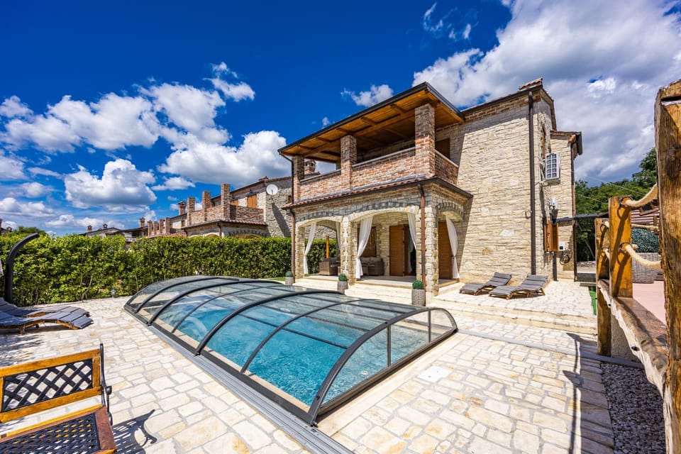 E-villa Vintage Istria with heated and covered pool Villa in Istria County