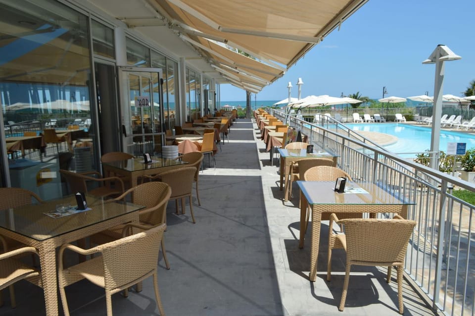 Spring, Summer, Autumn, Swimming pool