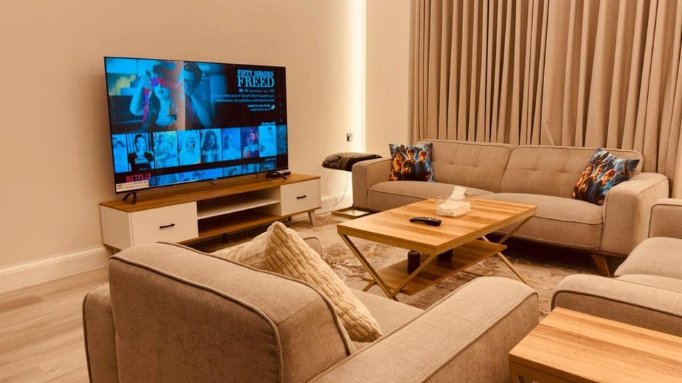 شقة بغرفة نوم و صالة بمدخل برمز سري Apartment in Jeddah