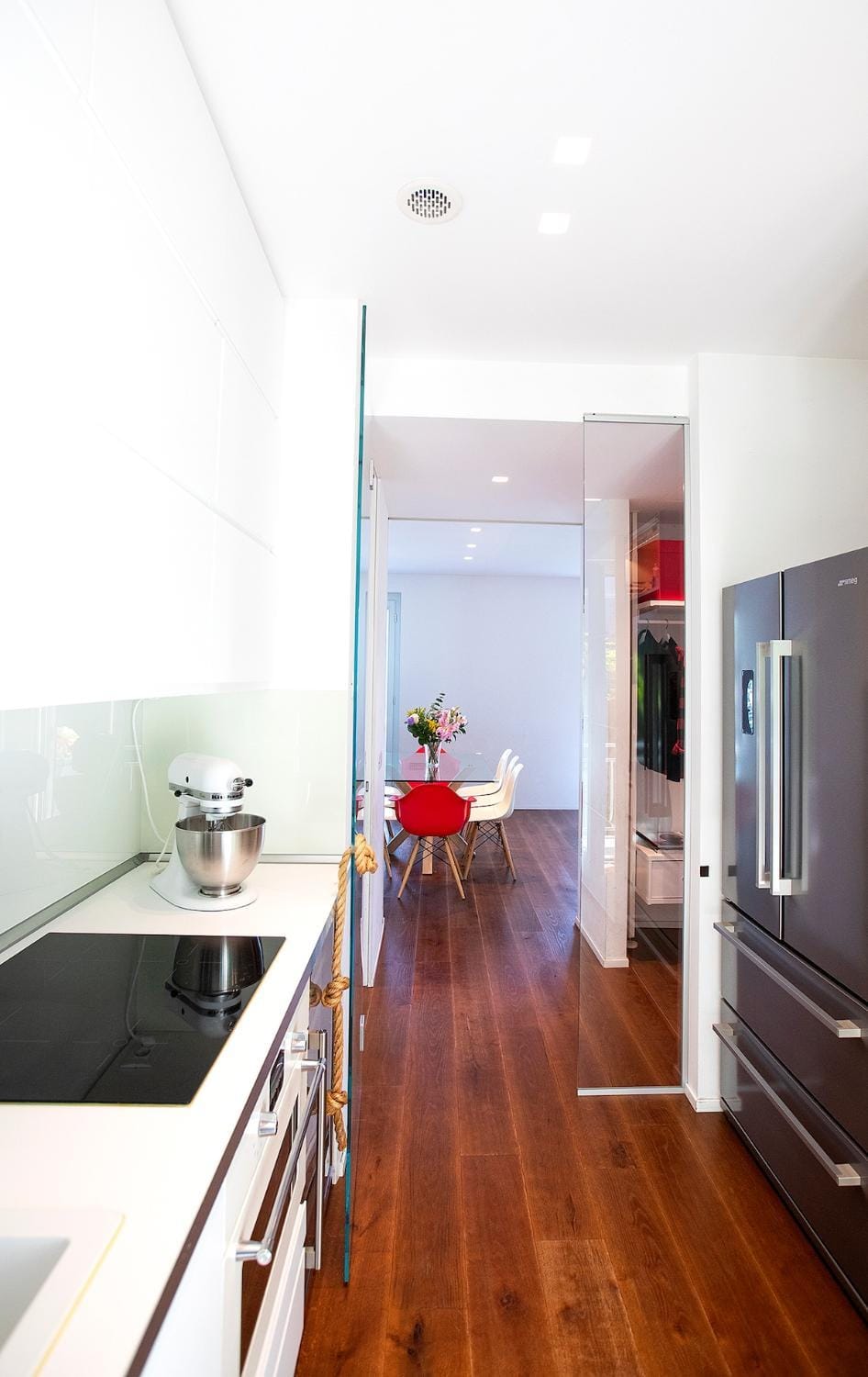 Kitchen or kitchenette, Dining area, oven, stove