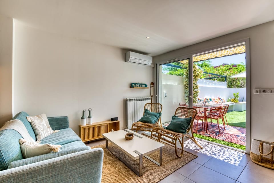 Property building, Living room