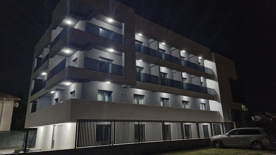 Property building, Night, Balcony/Terrace, Parking