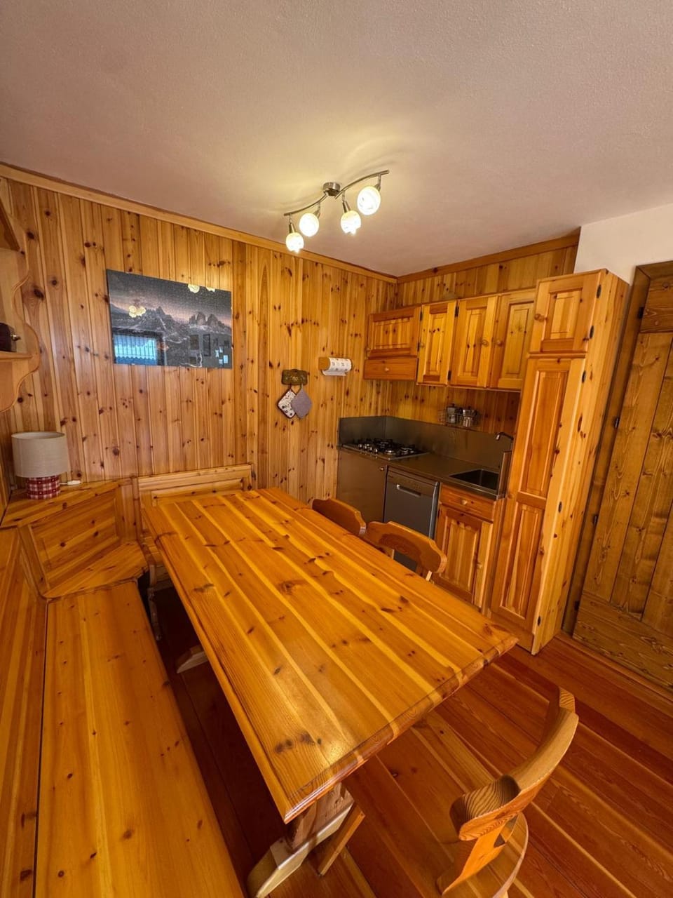 Kitchen or kitchenette, Living room, Dining area