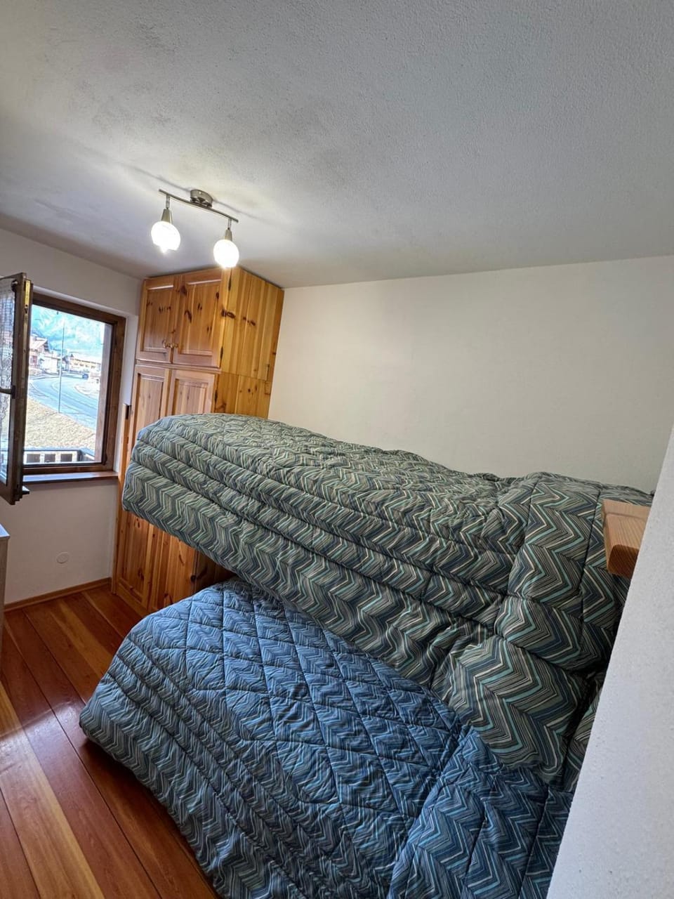 Bed, Bedroom, bunk bed