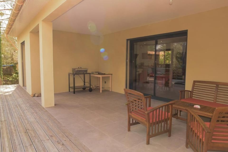 Balcony/Terrace, Dining area