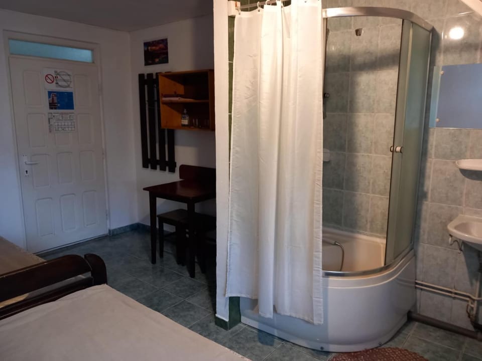 Hangya panzió Bed and Breakfast in Romania