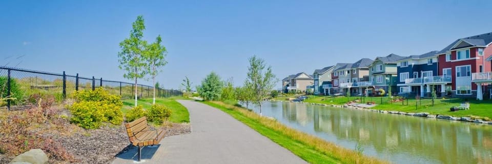 Neighbourhood, Natural landscape