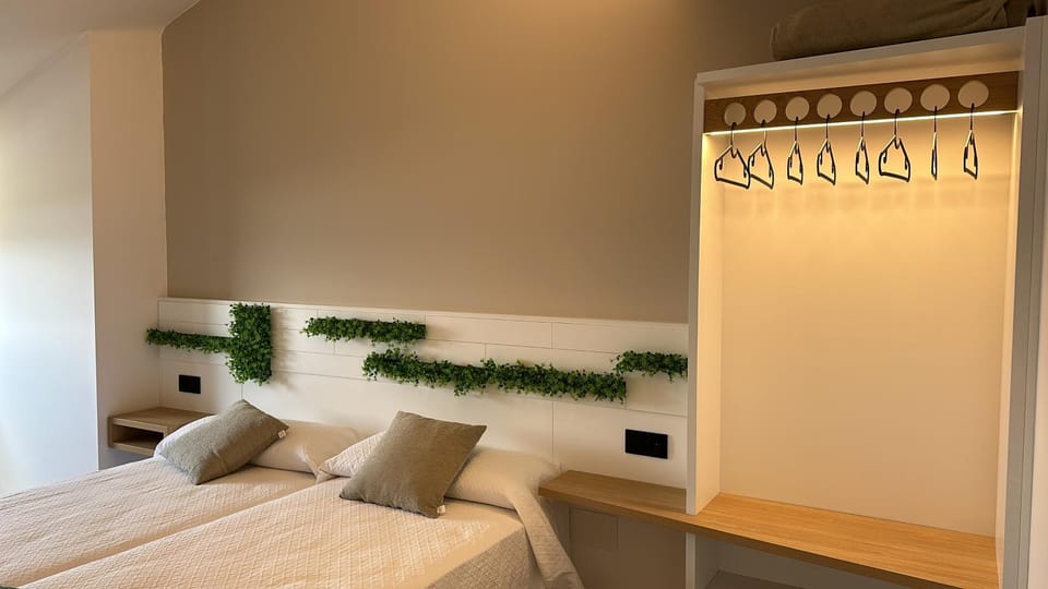 Bed, Bedroom, Sea view