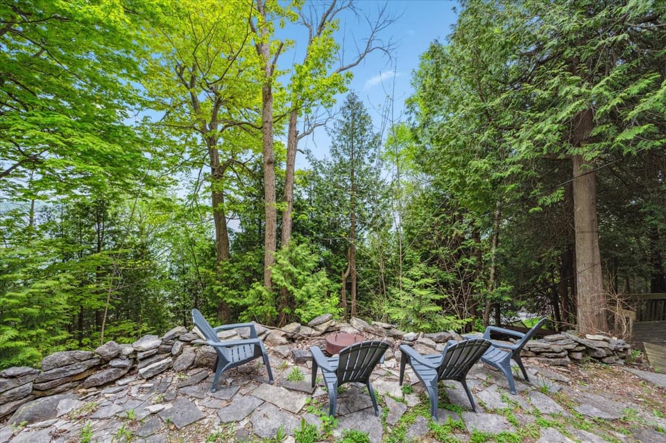 Natural landscape, Seating area