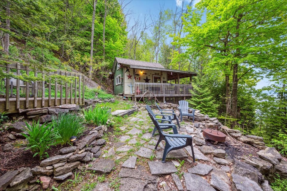 Natural landscape, Seating area
