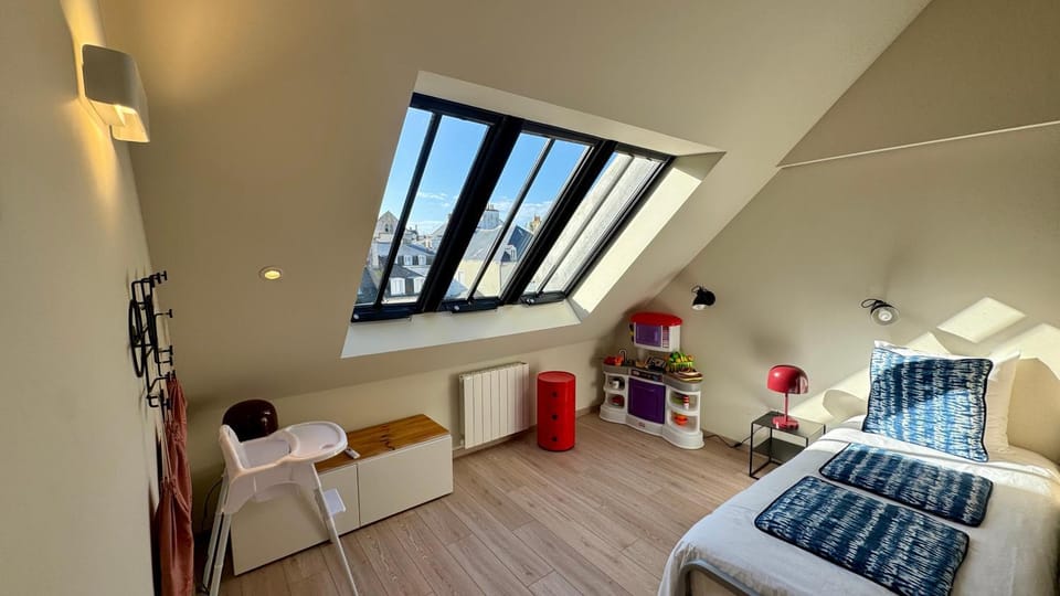 Property building, Living room
