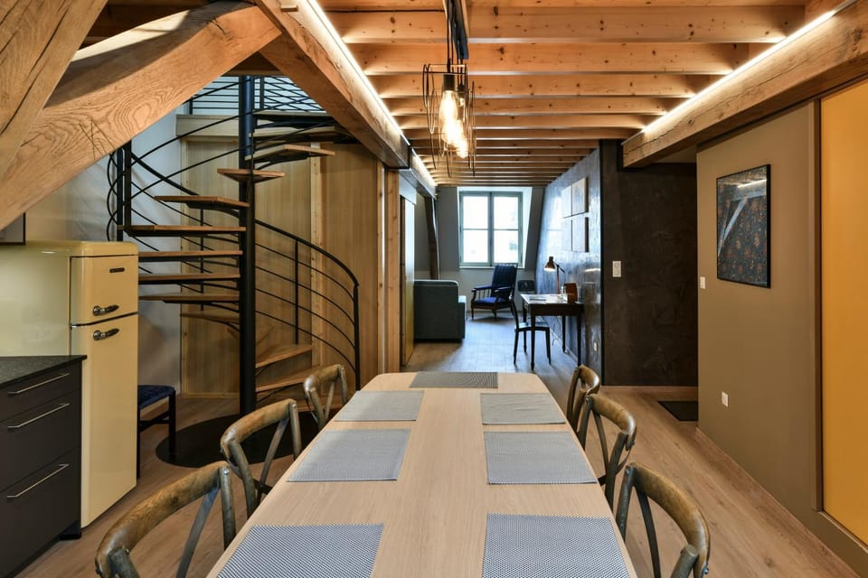 Property building, Living room