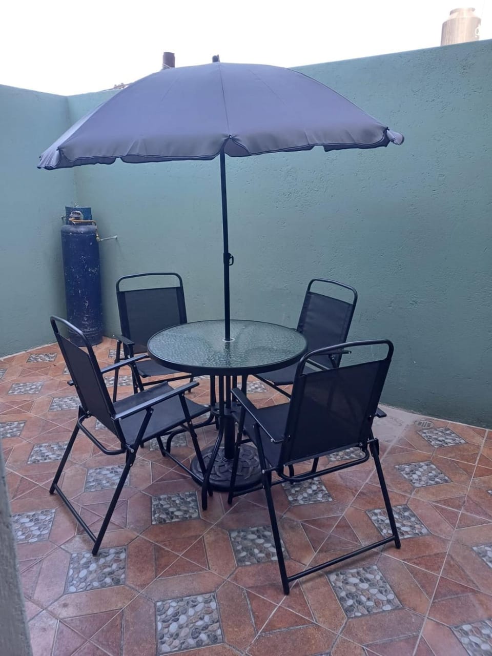 Patio, Dining area