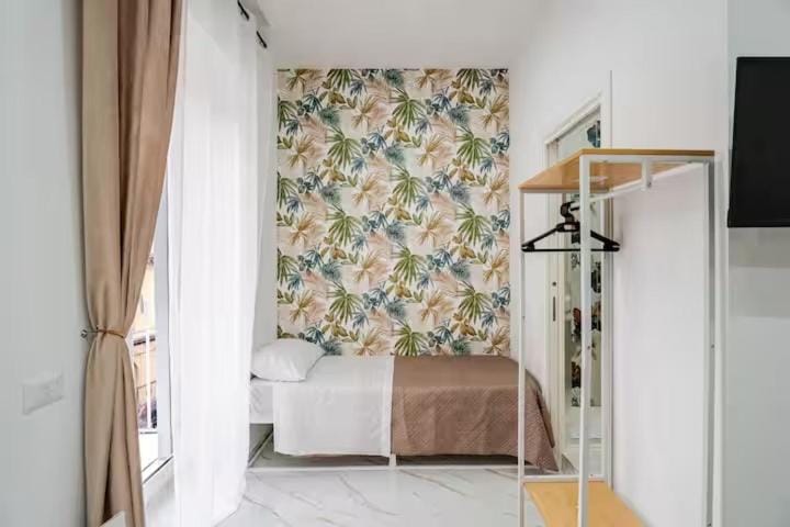 Bed, Photo of the whole room, Bedroom, wardrobe