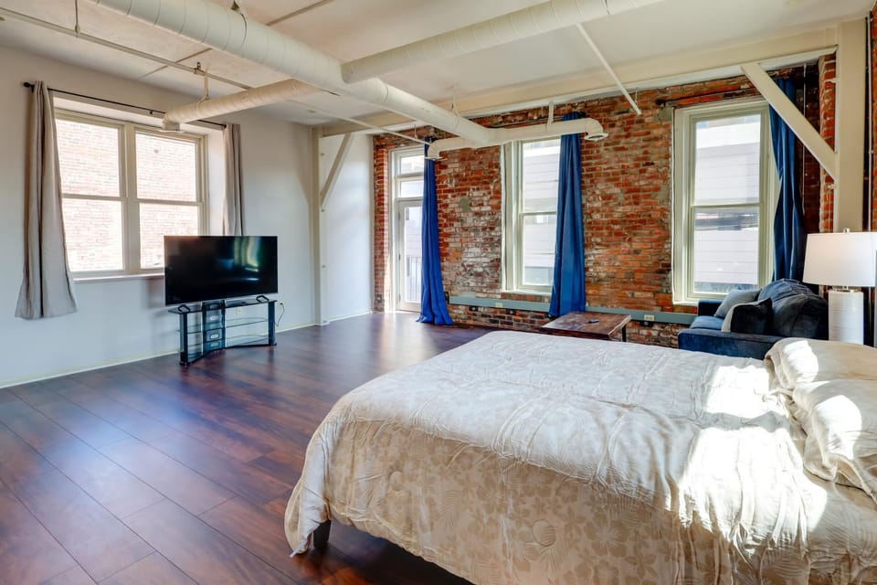 Explore Old Market: Convenient Omaha Condo House in Omaha