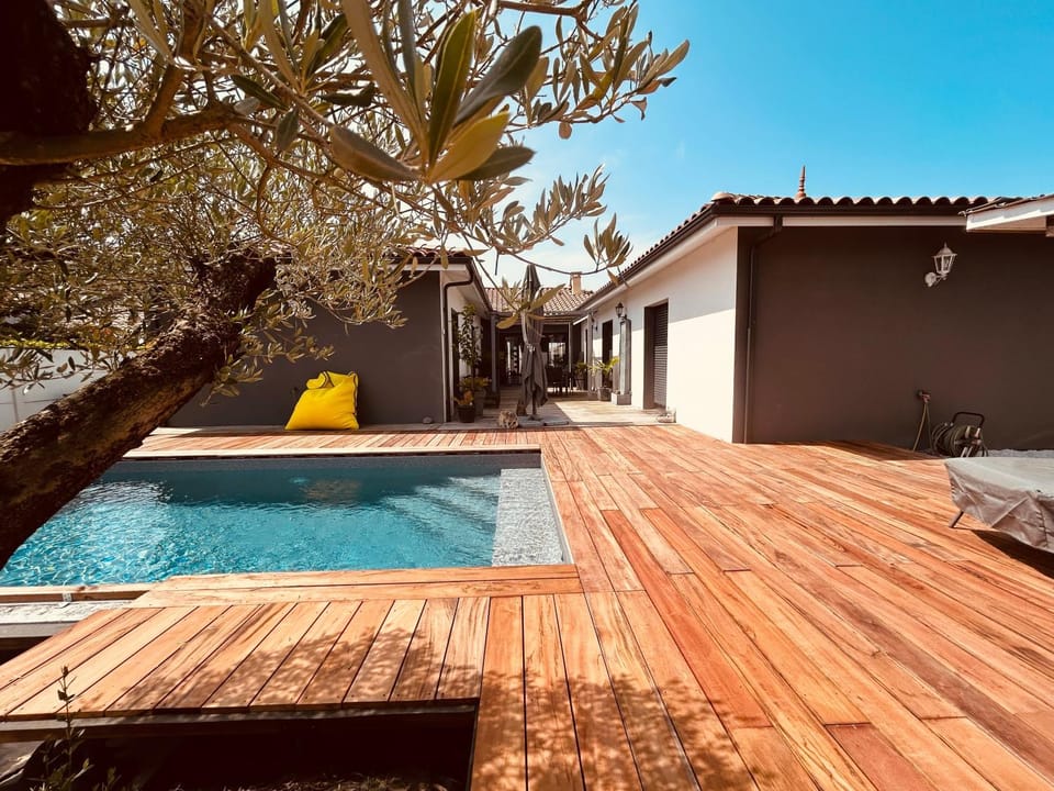 Patio, Pool view, Swimming pool, Swimming pool