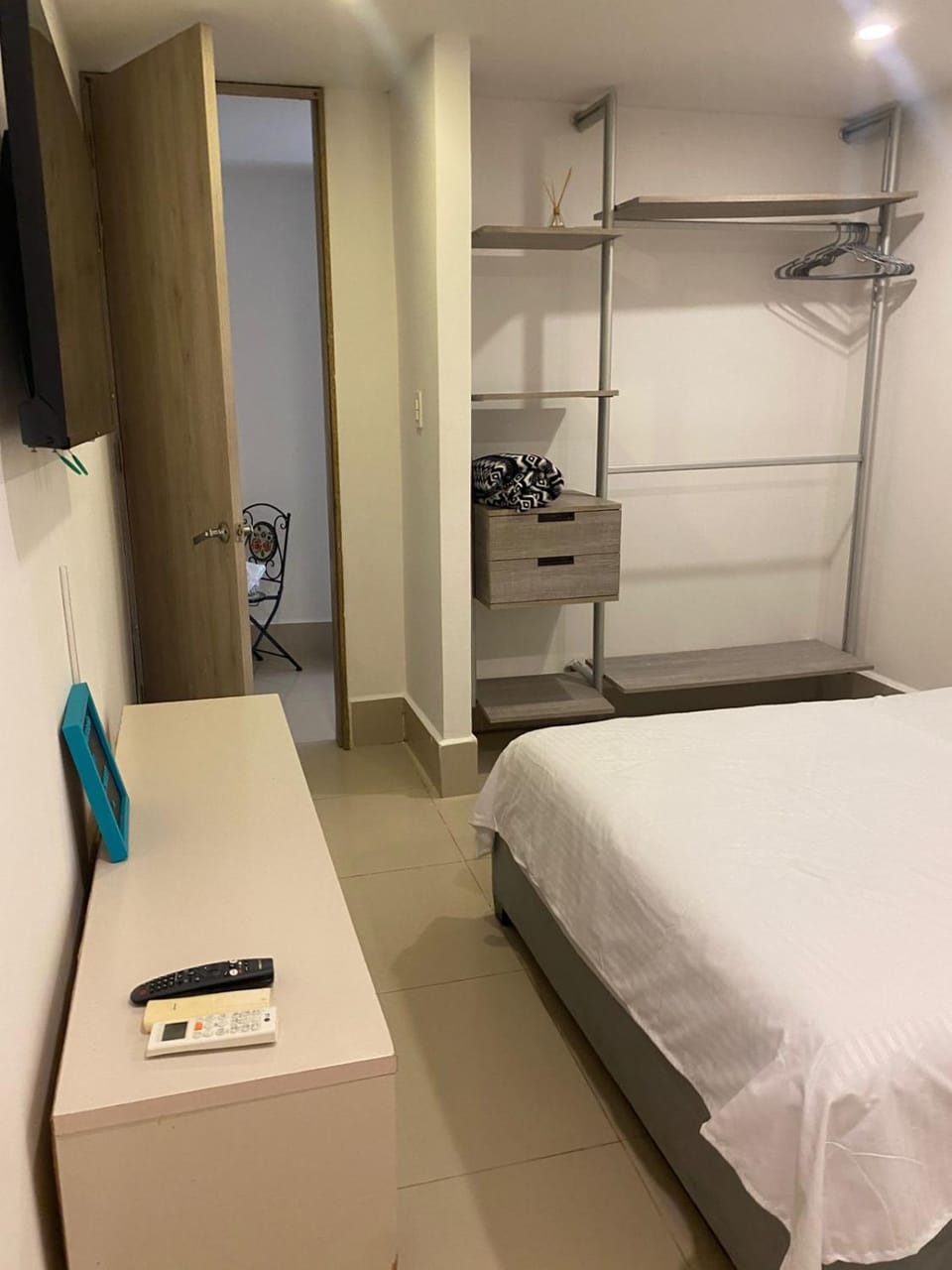 Bedroom, wardrobe