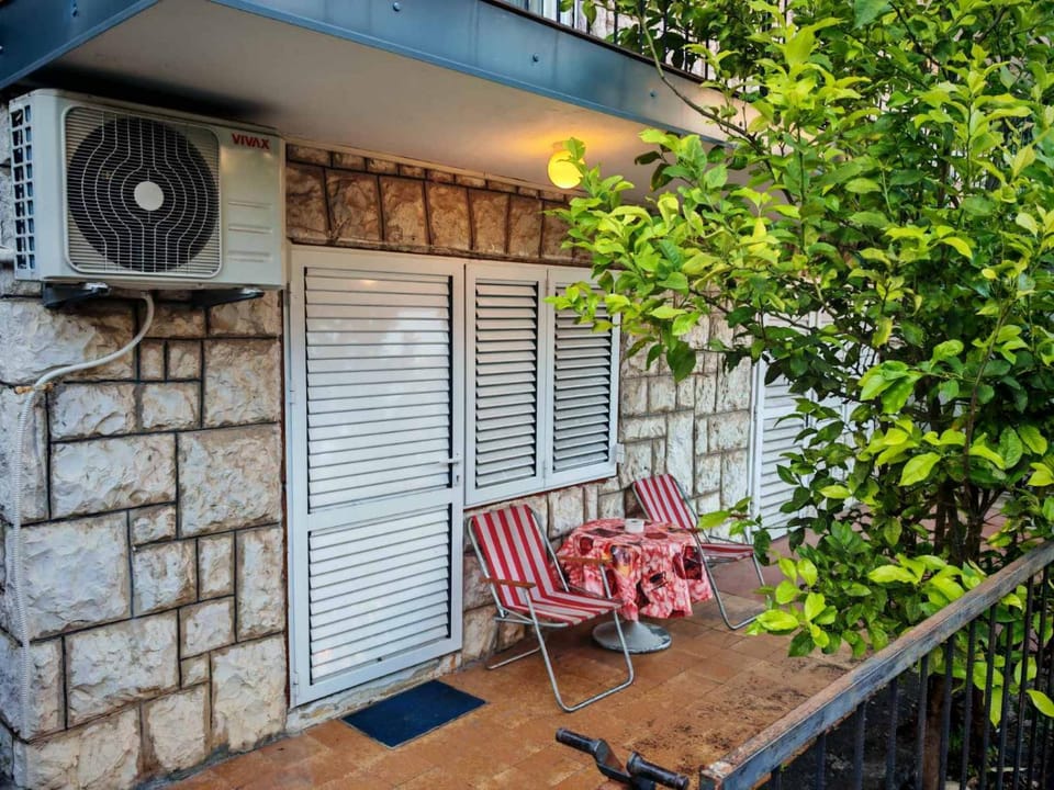 Centar Igalo Apartment in Dubrovnik-Neretva County