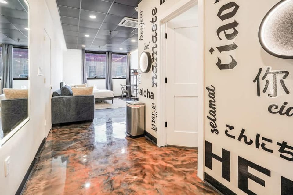 New Loft 3 min to CMU Pitt Sleeps 4 Apartment in Pittsburgh