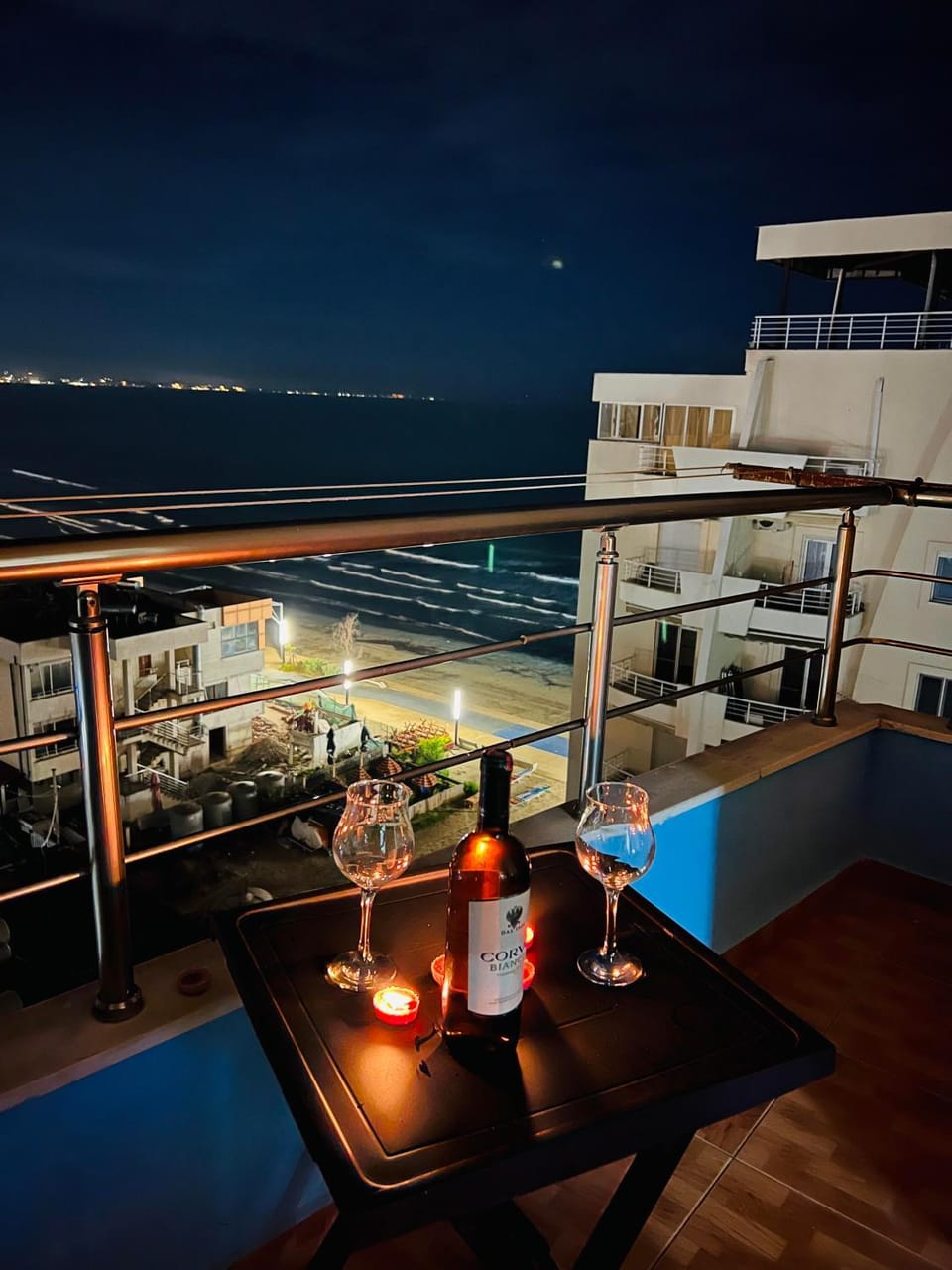 Night, View (from property/room), Balcony/Terrace, Food and drinks, Sea view, Drinks, Alcoholic drinks