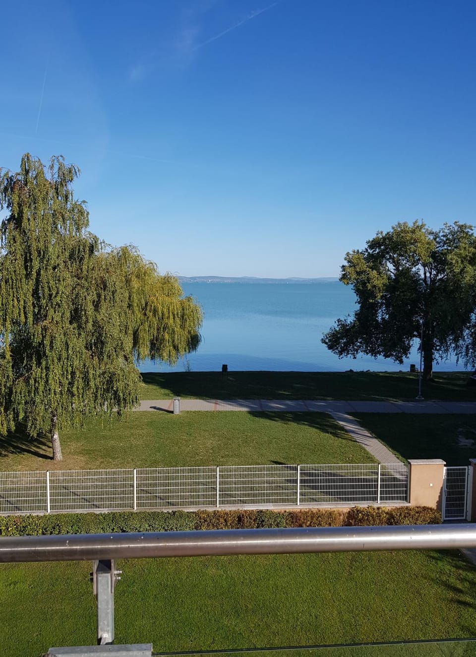 Balcony/Terrace, Lake view