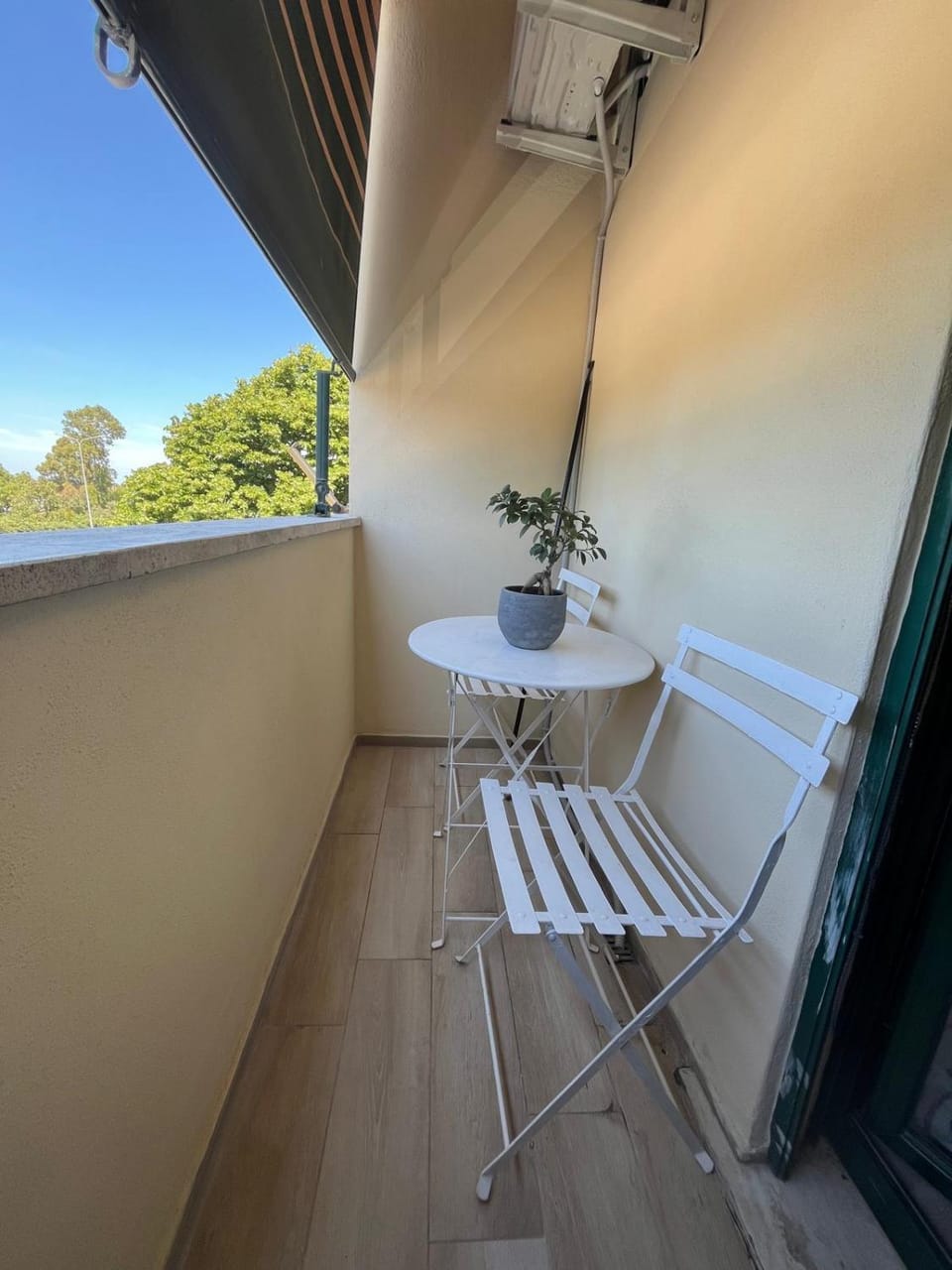 Florida Sunshine Apartment in Lazio