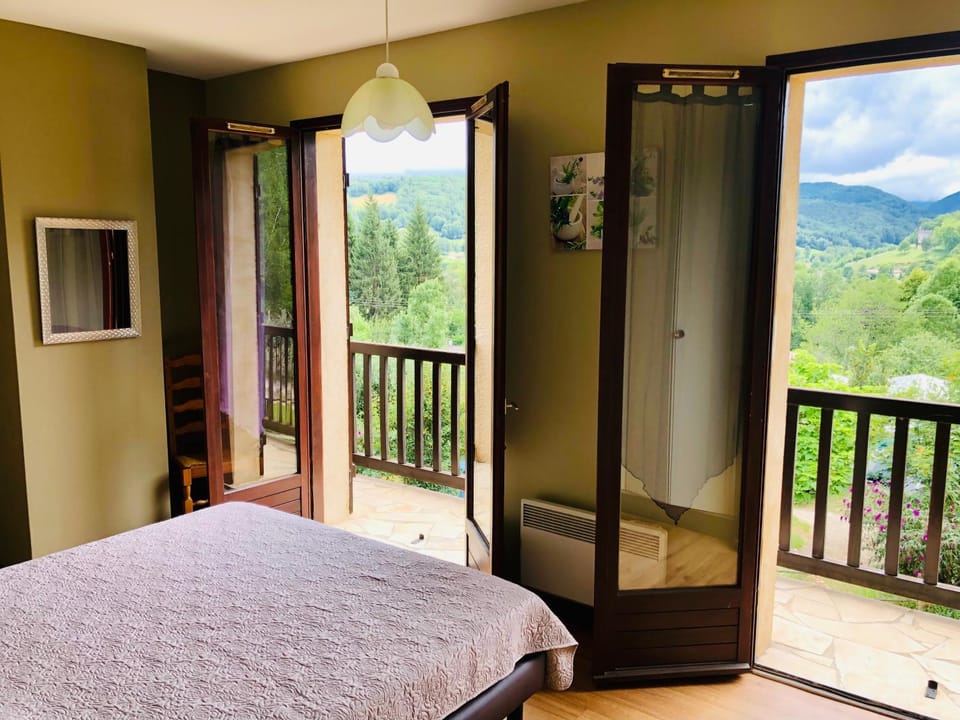 Balcony/Terrace, Photo of the whole room, Mountain view