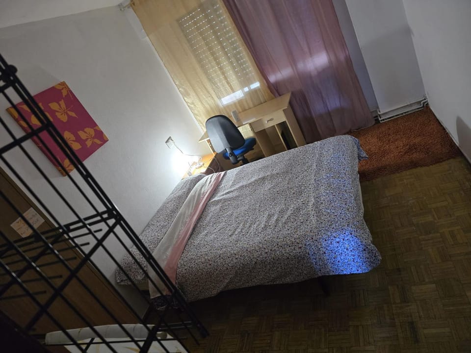 Habitación de lujo Vacation rental in Santiago de Compostela