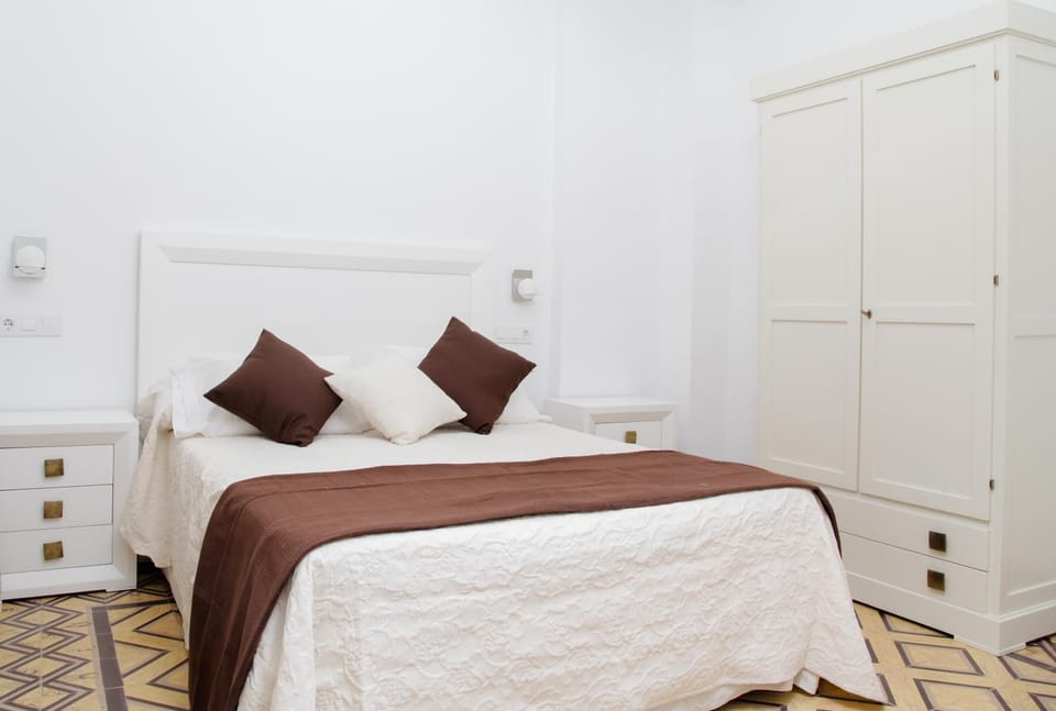 Bed, Decorative detail