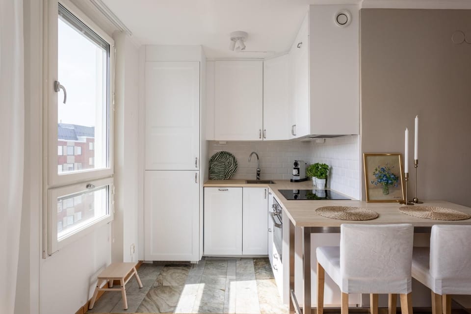 Stylish Studio Apartment - Center Apartment in Solna