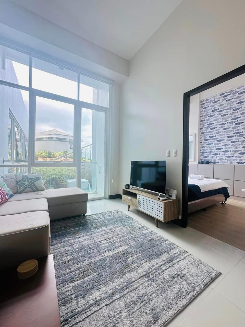 TV and multimedia, Living room, Seating area