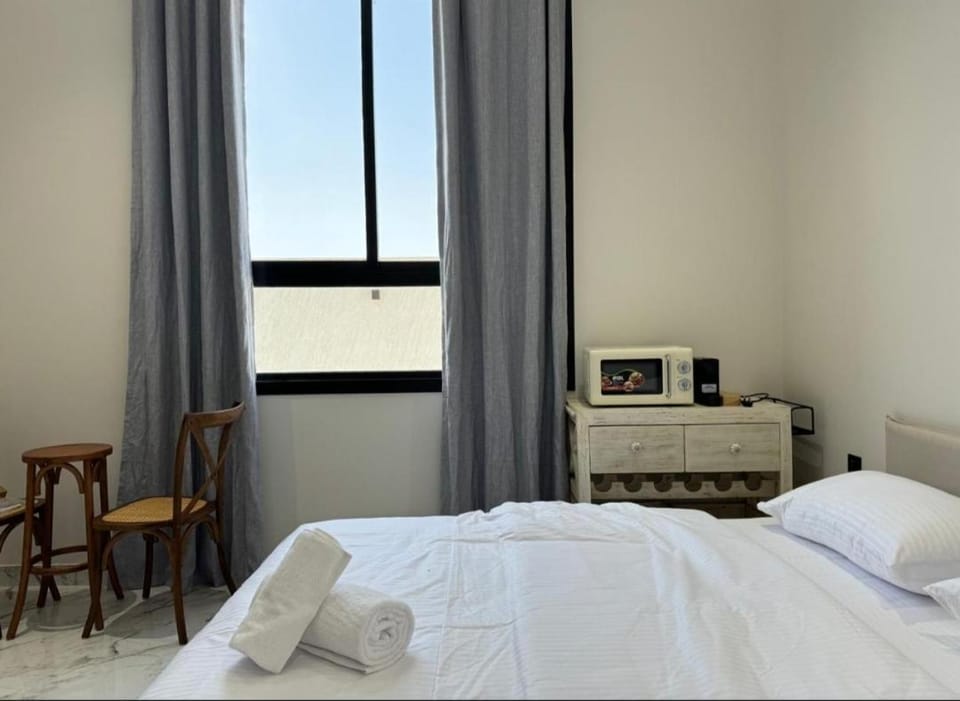 شقة خاصة 3 غرف نوم بمدخلين بنفس الدور b5 Apartment in Riyadh