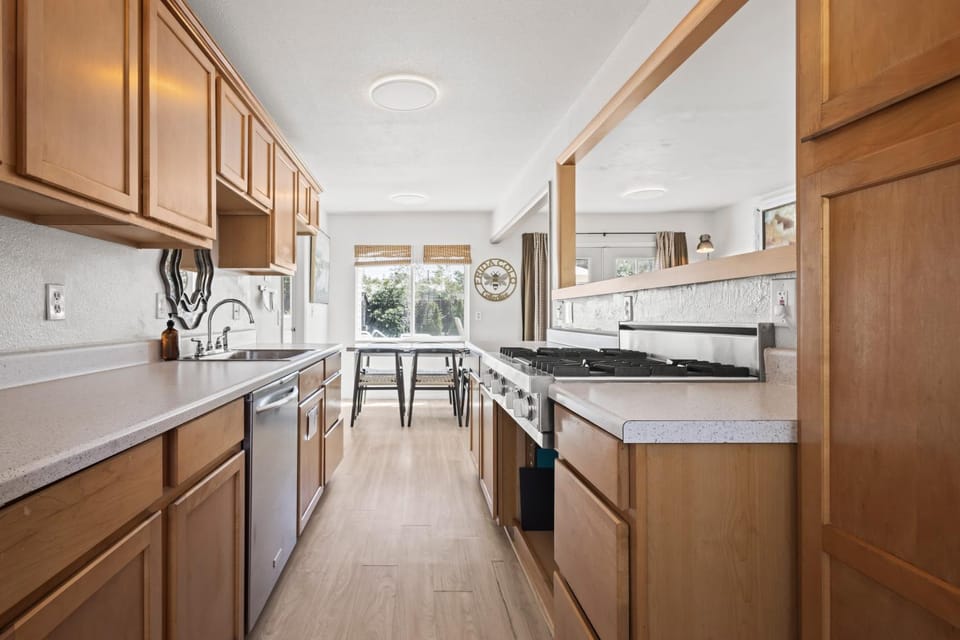 Pool House Escape with Cabana and Garden Vibes House in Denver