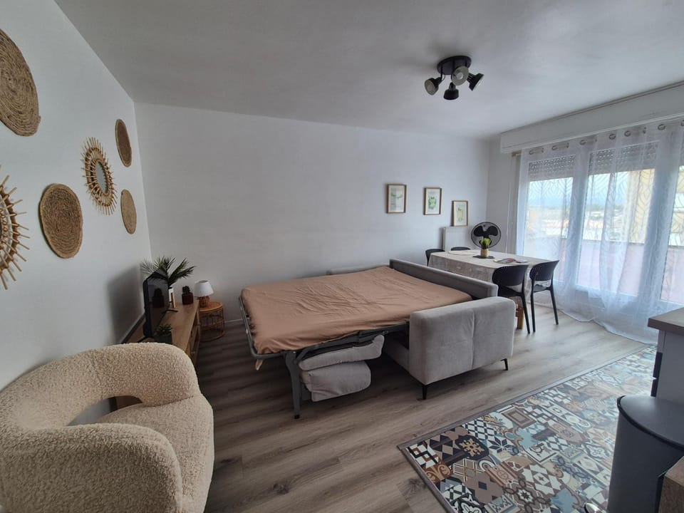Loni Apartment in Carcassonne