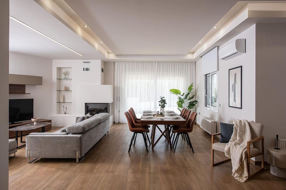TV and multimedia, Living room, Other, Dining area
