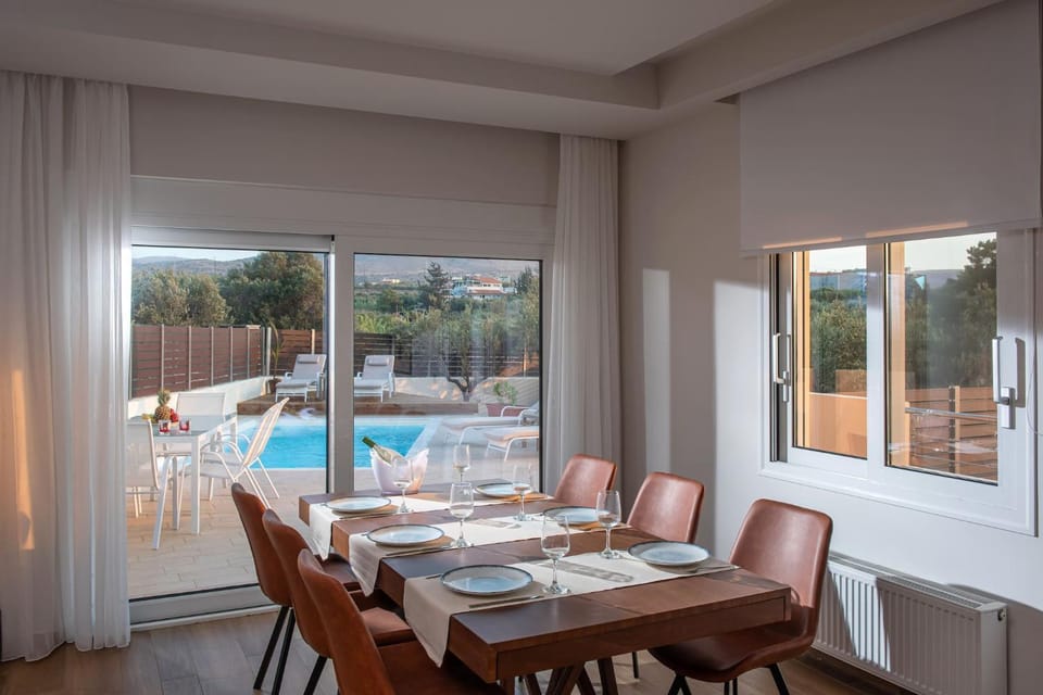 Other, Dining area