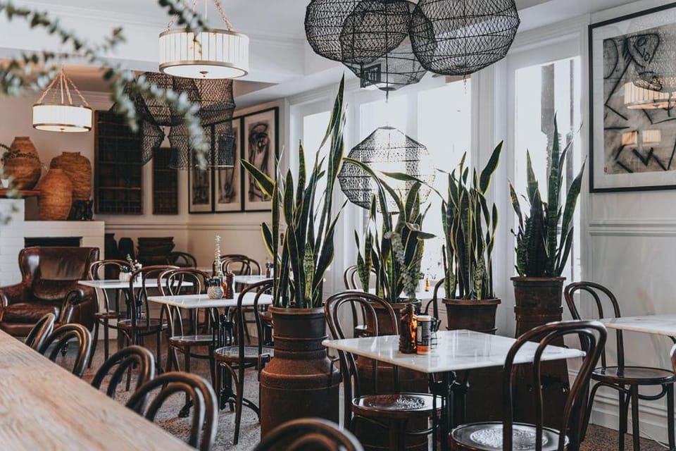Restaurant/places to eat, Restaurant/places to eat
