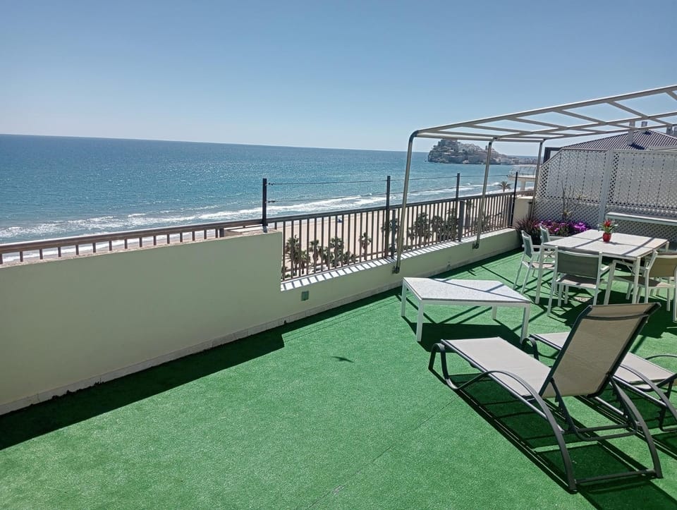 AT Atico Frontal 6 Pax Albatros Apartment in Peniscola