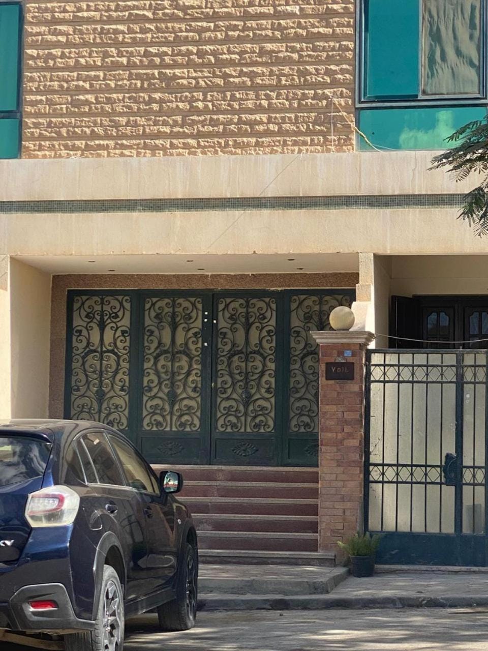 Property building, Parking