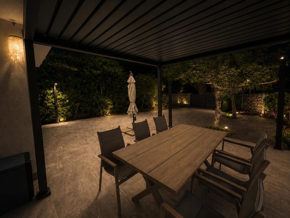 Patio, Garden, Balcony/Terrace, Dining area, Garden view
