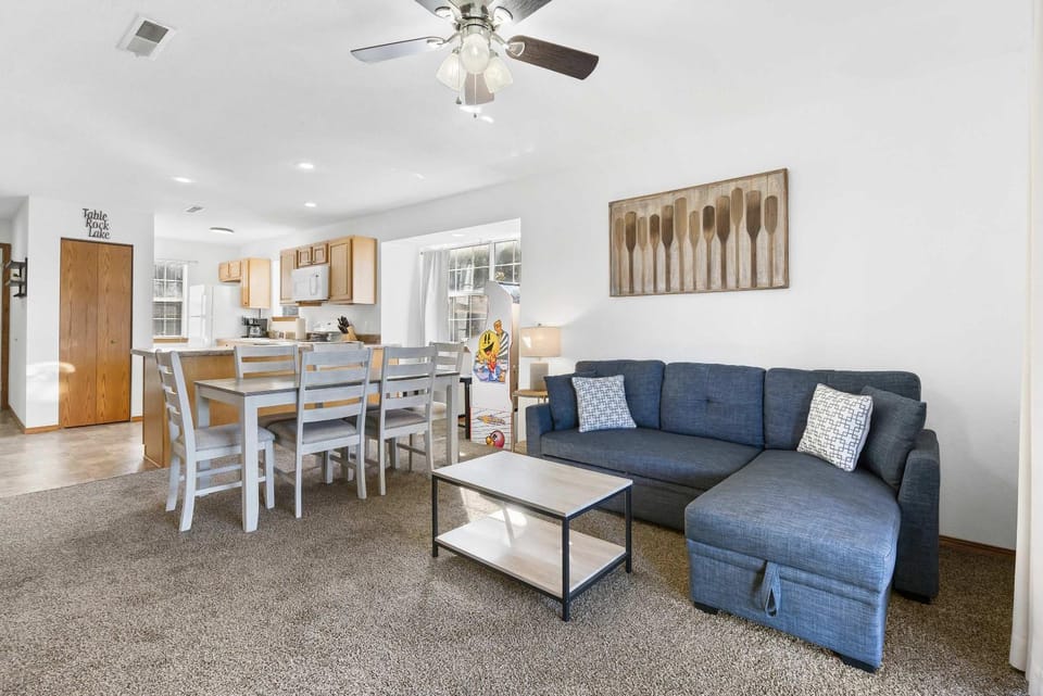 Scenic Lakeview - Stay for 5 House in Indian Point