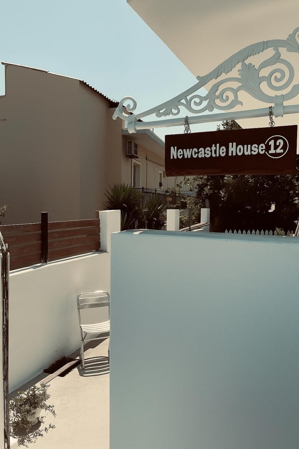 Newcastle House Apartment in Skiathos