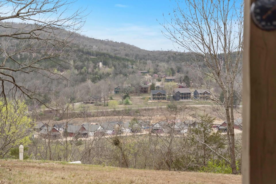 Mossy Pines of the Ozarks House in Branson
